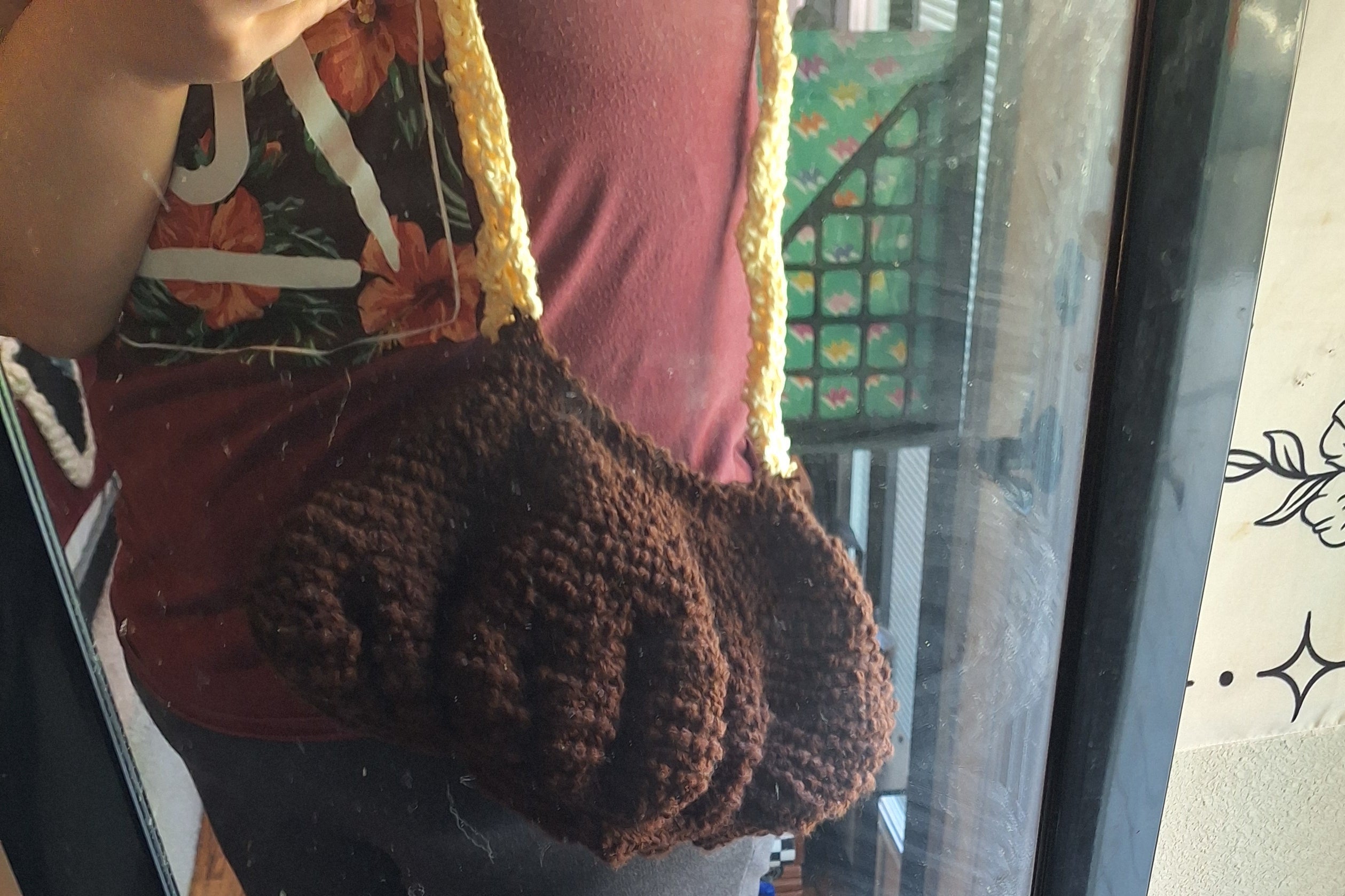 brown clamshell purse